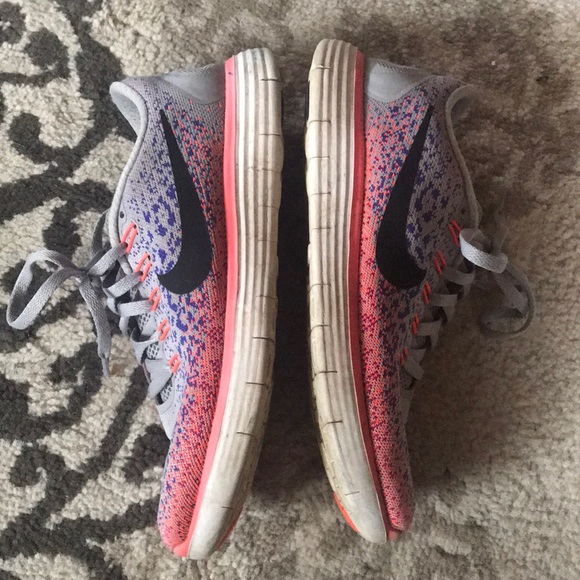 Nike Sneakers - Picture 4 of 5